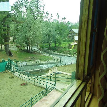 Hotel Gulmarg House Εξωτερικό φωτογραφία