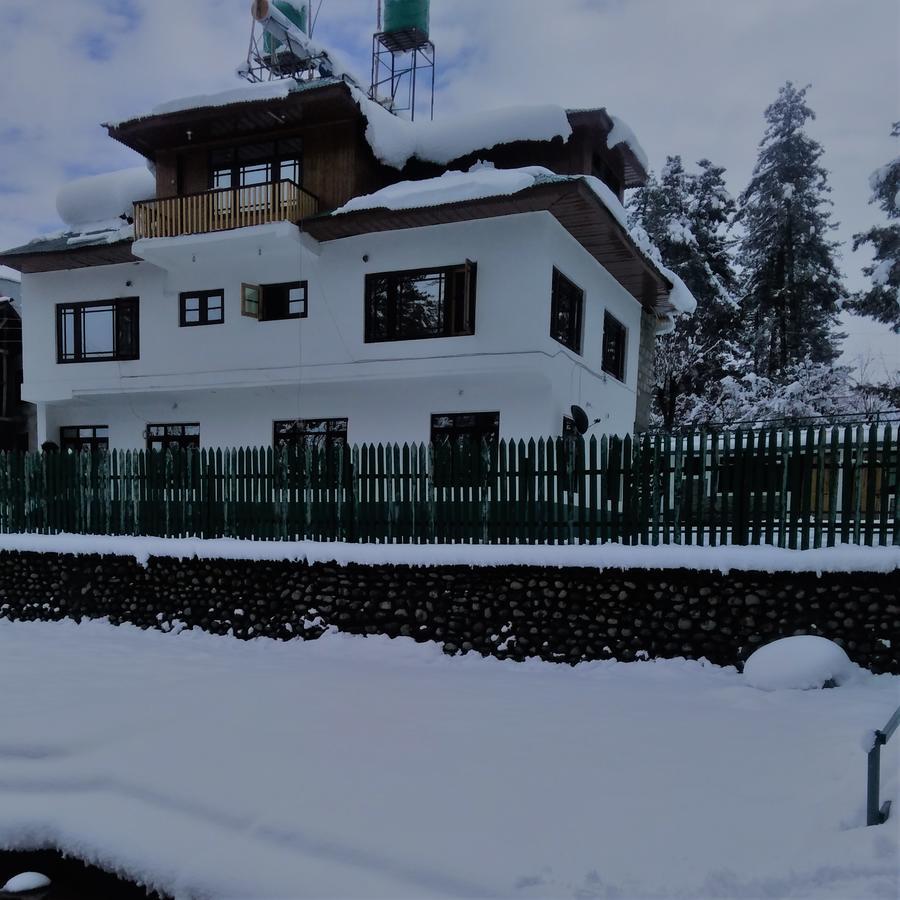 Hotel Gulmarg House Εξωτερικό φωτογραφία